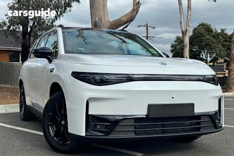 White 2024 Leapmotor C10 SUV STYLE R