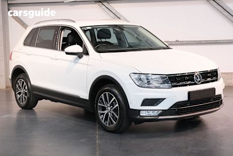 White 2016 Volkswagen Tiguan SUV 132TSI COMFORTLINE 4WD
