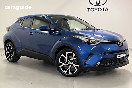 Blue 2017 Toyota C-HR Wagon Koba (Awd)