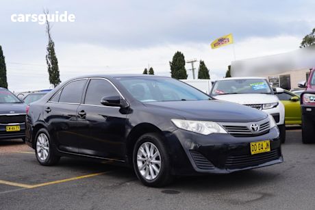 Black 2014 Toyota Camry Sedan ALTISE F