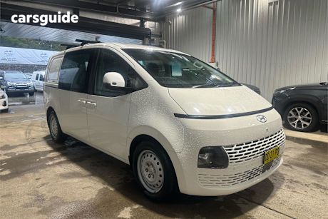 White 2022 Hyundai Staria Crew Van 5S 2.2D Liftback