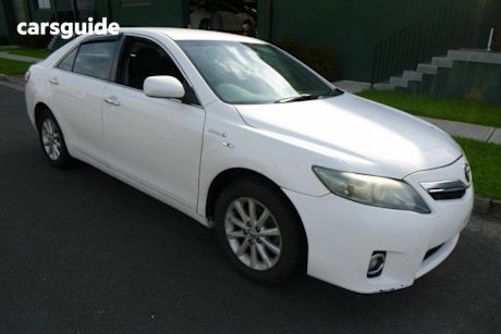 White 2011 Toyota Camry Sedan Hybrid