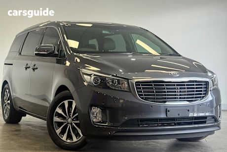 Grey 2017 Kia Carnival OtherCar SLI F