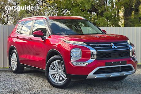 Red 2022 Mitsubishi Outlander SUV LS F