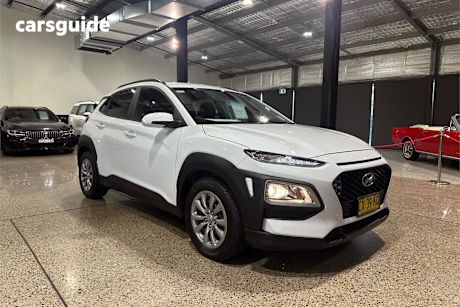 White 2020 Hyundai Kona Wagon Go (Awd)