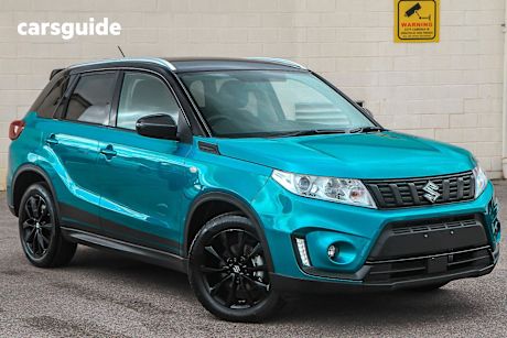 Blue 2024 Suzuki Vitara SUV SHADOW F