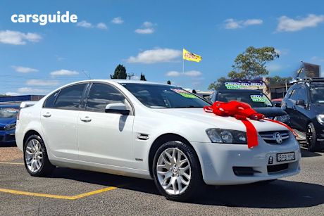 White 2010 Holden Commodore Sedan International
