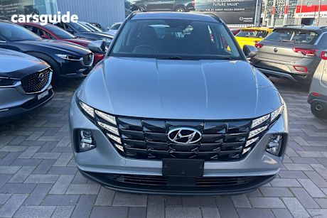 Silver 2023 Hyundai Tucson Wagon (Fwd)