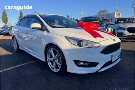 White 2017 Ford Focus Sedan TITANIUM F