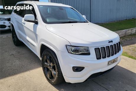 White 2014 Jeep Grand Cherokee SUV BLACKHAWK 4X4