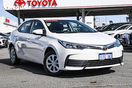 White 2018 Toyota Corolla Sedan ASCENT F