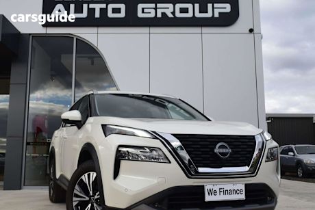 White 2023 Nissan X-Trail SUV ST-L F
