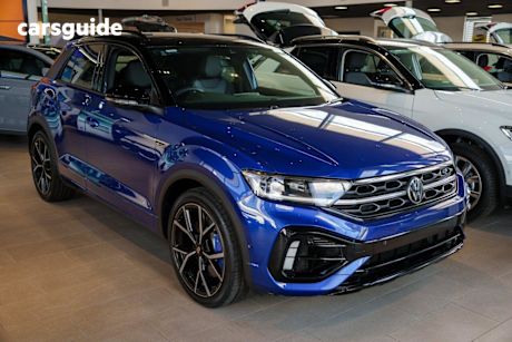 Blue 2025 Volkswagen T-ROC Wagon R