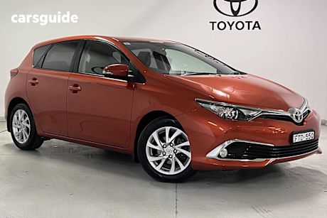 Red 2017 Toyota Corolla Hatch ASCENT SPORT F