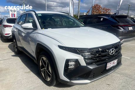White 2025 Hyundai Tucson SUV F