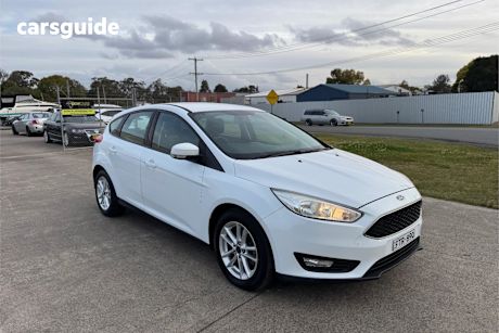 White 2016 Ford Focus Hatchback Trend