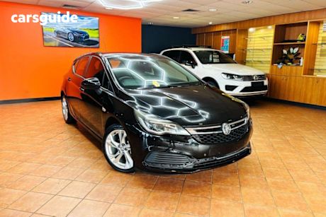 Black 2017 Holden Astra Hatchback Rs