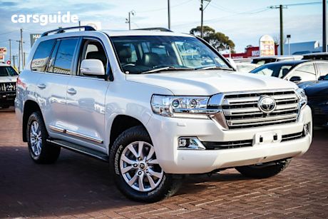White 2019 Toyota Landcruiser Wagon Lc200 Sahara (4X4)