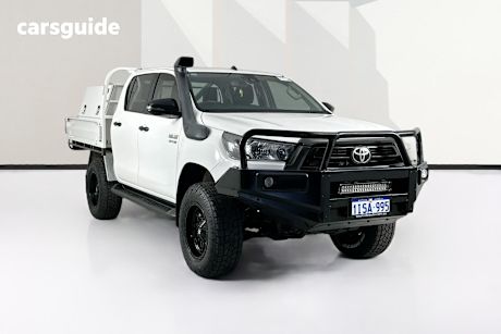 White 2021 Toyota Hilux Double Cab Chassis Sr (4X4)