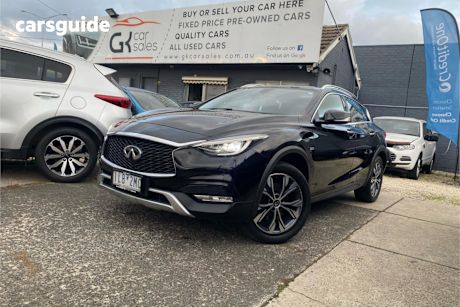 Black 2017 Infiniti QX30 SUV PREMIUM 4X4