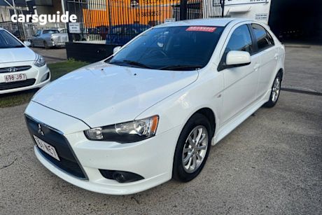 White 2014 Mitsubishi Lancer Hatchback Gsr Sportback