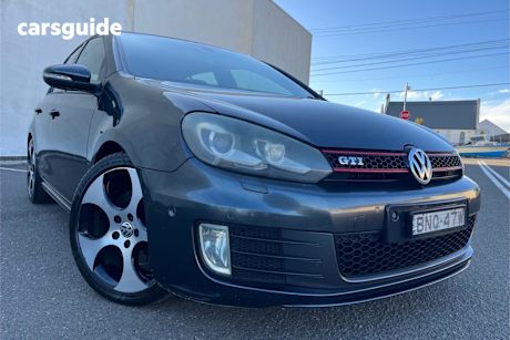 Grey 2010 Volkswagen Golf Hatchback Gti