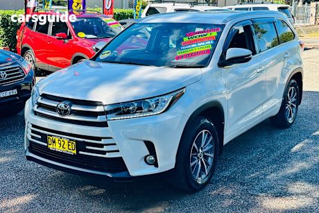 White 2018 Toyota Kluger SUV GXL F