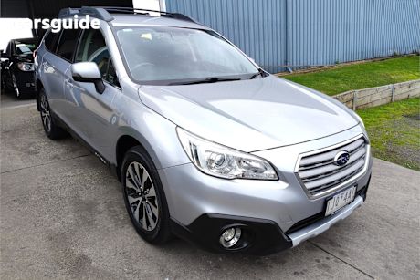 Silver 2017 Subaru Outback SUV 2.5I 4WD