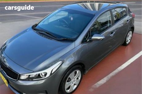 Grey 2017 Kia Cerato Hatchback S (Av)