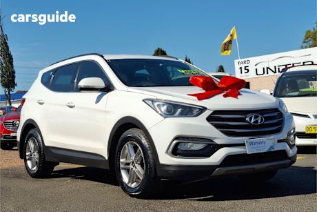 White 2016 Hyundai Santa FE SUV ACTIVE