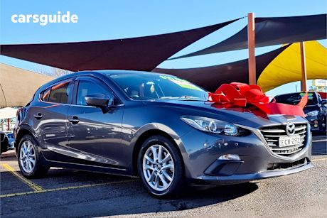 Grey 2013 Mazda 3 Hatchback Maxx