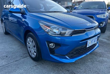 Blue 2022 Kia RIO Hatchback S