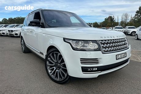 White 2017 Land Rover Range Rover SUV SDV8 AUTOBIOGRAPHY 4X4