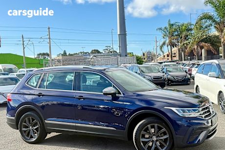 Blue 2023 Volkswagen Tiguan SUV 110TSI LIFE ALLSPACE F