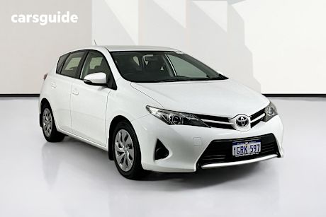 White 2013 Toyota Corolla Hatchback Ascent