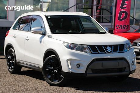 White 2018 Suzuki Vitara SUV S TURBO F