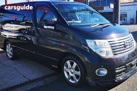 Black 2007 Nissan Elgrand Wagon