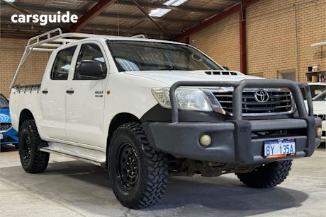 White 2012 Toyota Hilux Dual Cab Pick-up Sr (4X4)