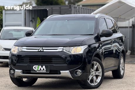 Black 2014 Mitsubishi Outlander Wagon Es (4X4)