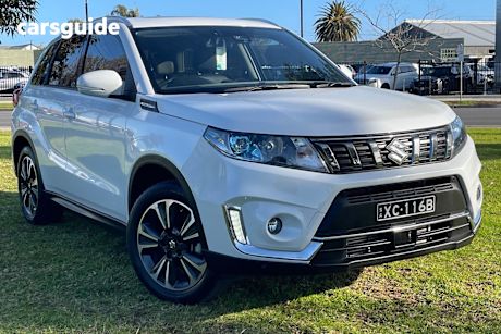 White 2021 Suzuki Vitara SUV TURBO 4X4