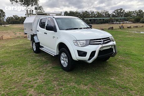 White 2011 Mitsubishi Triton Double Cab Utility Gl-R (4X4)