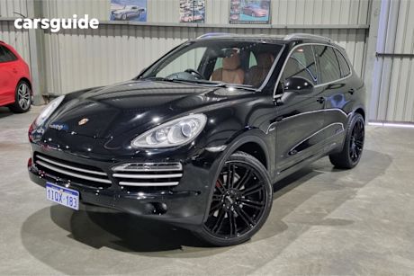 Black 2014 Porsche Cayenne SUV DIESEL PLATINUM EDITION 4X4