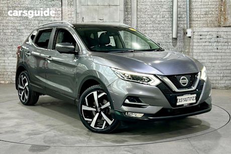 Silver 2018 Nissan Qashqai Wagon N-Tec