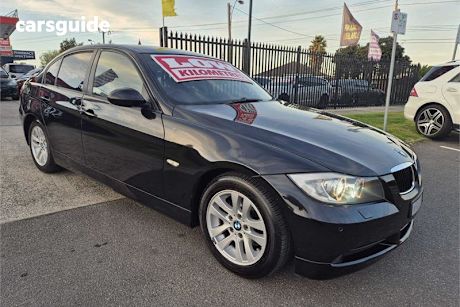 Black 2008 BMW 320I Sedan