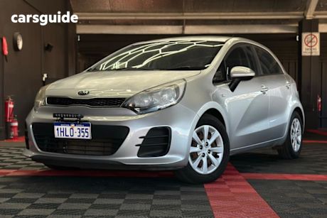 Silver 2016 Kia RIO Hatch S F