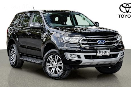 Black 2019 Ford Everest SUV TREND 4X4