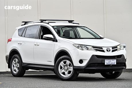 White 2015 Toyota RAV4 Wagon Gx (4X4)