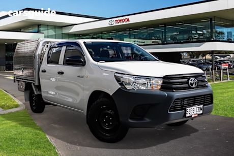 White 2022 Toyota Hilux Ute Tray WORKMATE R