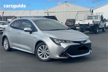 Silver 2023 Toyota Corolla Hatch SX HYBRID F