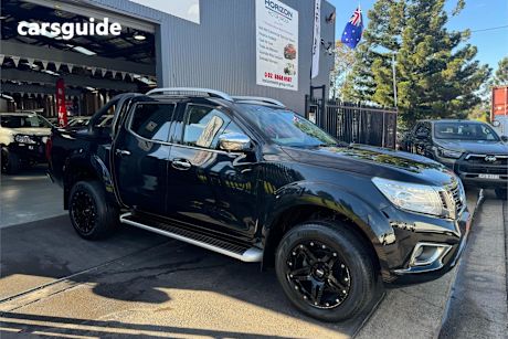Black 2018 Nissan Navara Dual Cab Pick-up St-X (4X4)